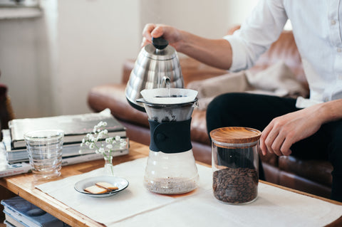 Hario V60 02 Decanter Dripper - Drips