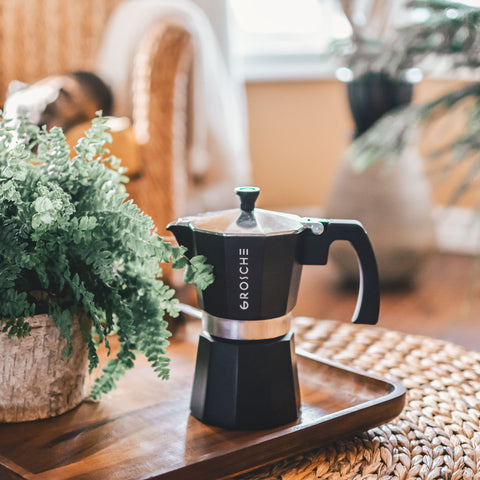 Grosche Milano Moka Pot Black 6 Cup - Drips  